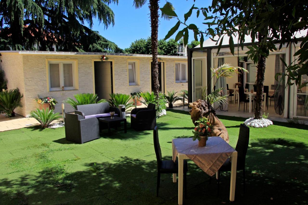 Bed and Breakfast Exclusive Passion Ро Экстерьер фото