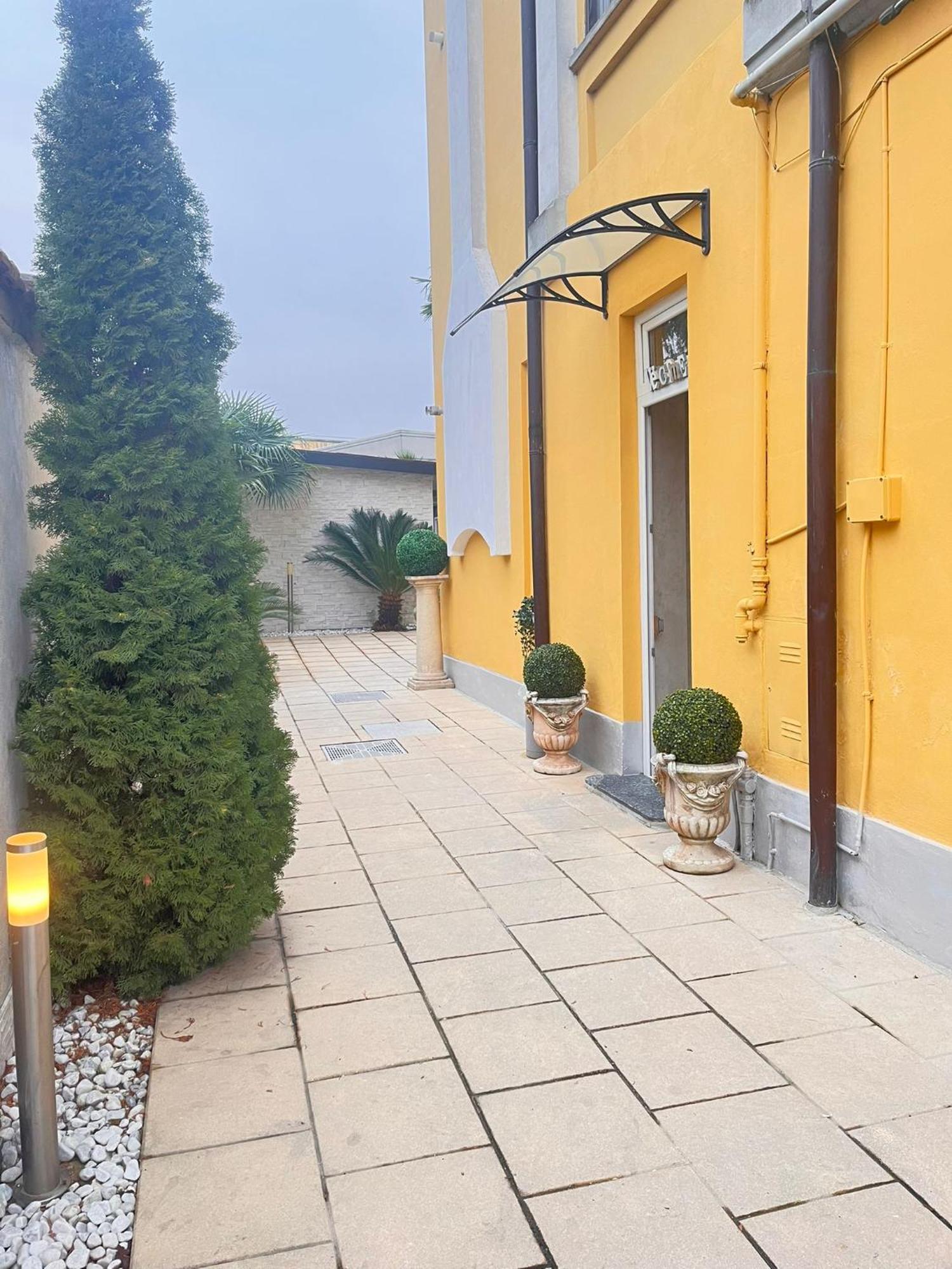 Bed and Breakfast Exclusive Passion Ро Экстерьер фото