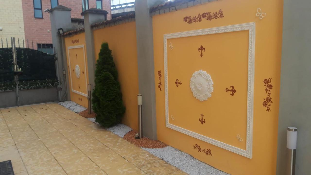 Bed and Breakfast Exclusive Passion Ро Экстерьер фото